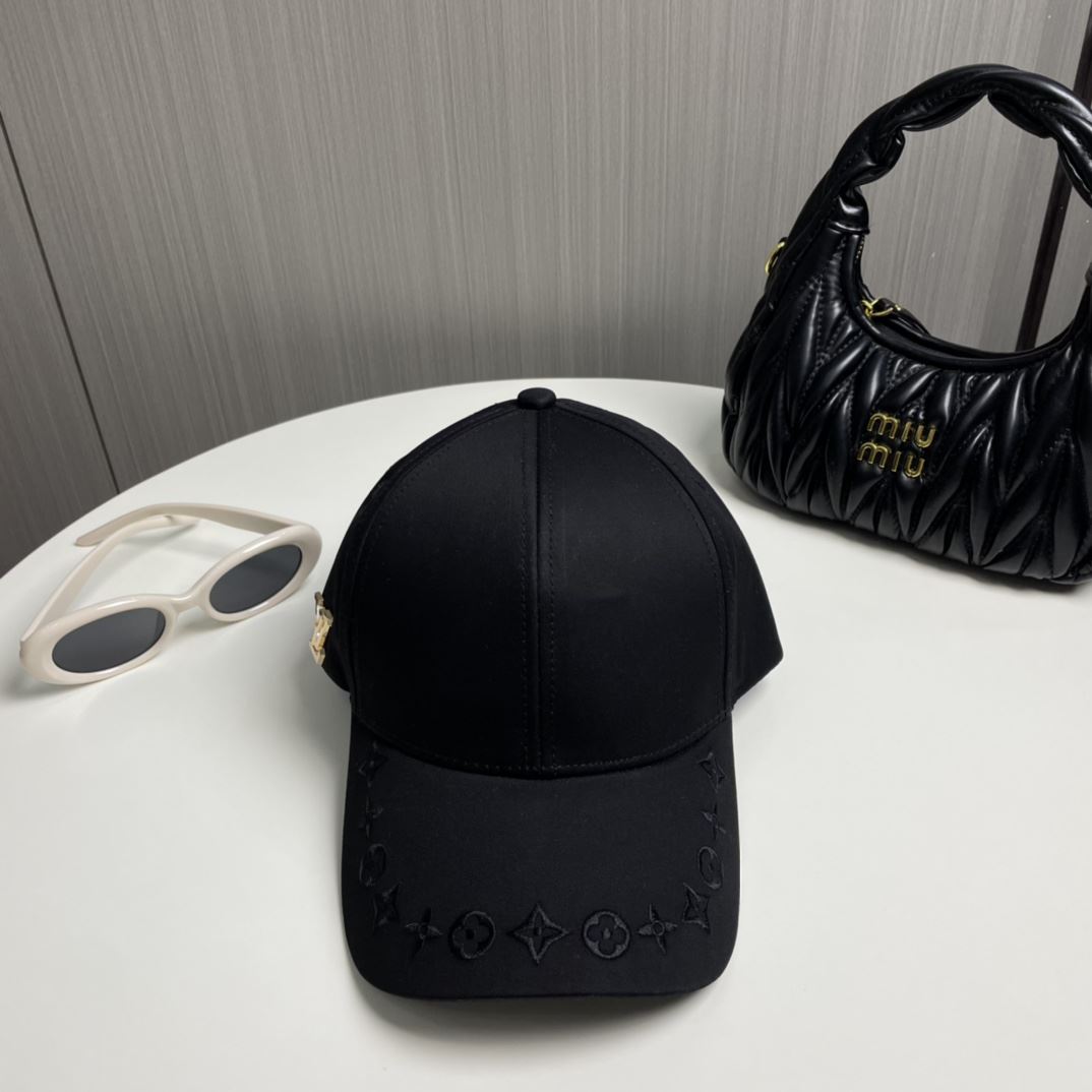 Louis Vuitton Caps